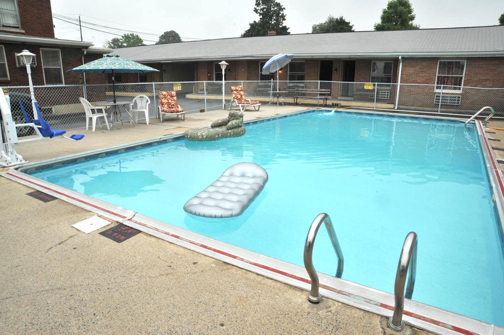 Dutch Motel By Oyo Near Hershey Park Palmyra Exterior photo