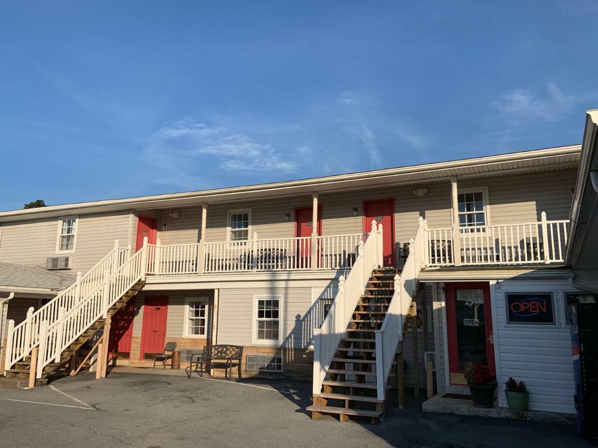 Dutch Motel By Oyo Near Hershey Park Palmyra Exterior photo