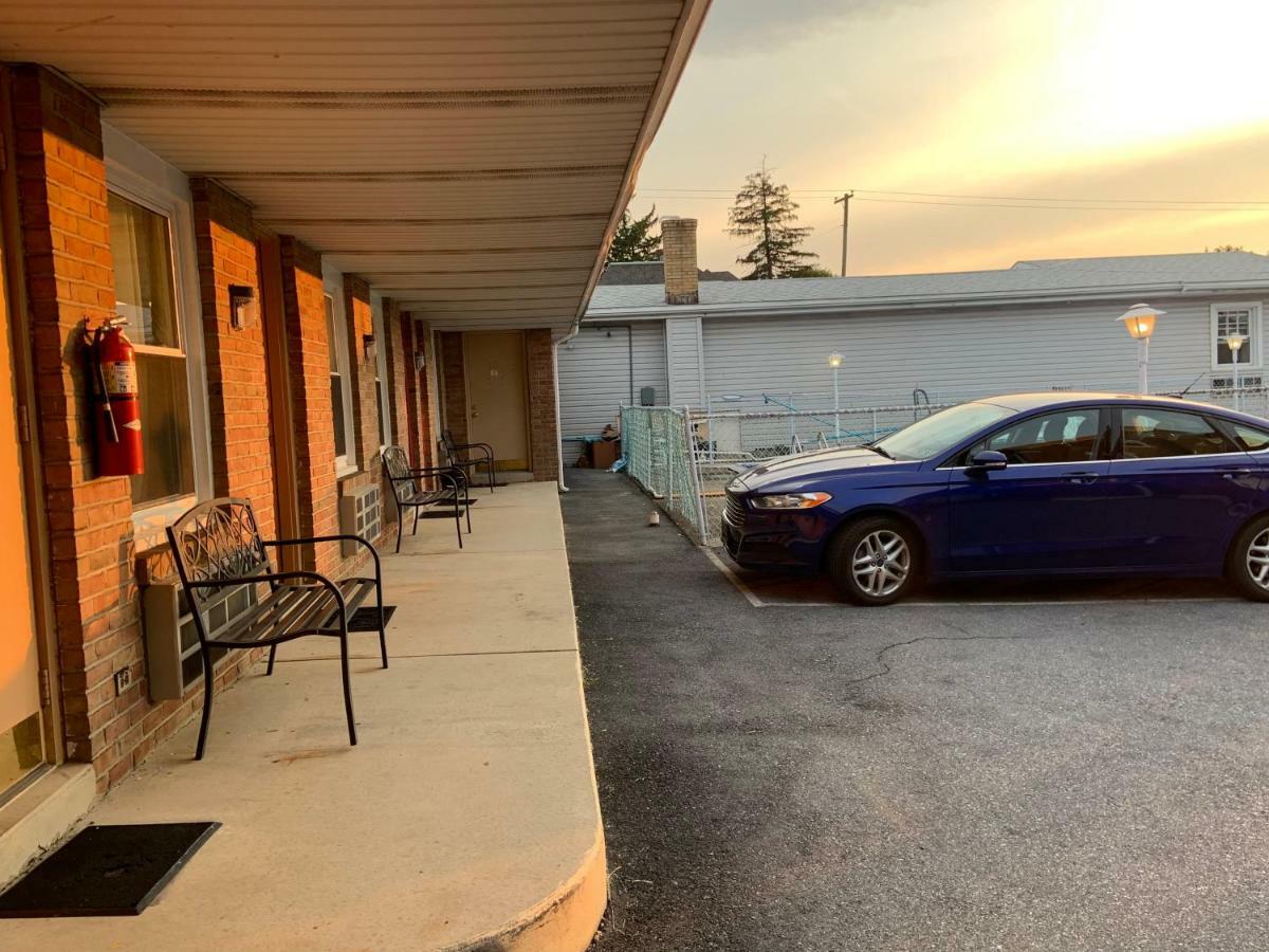 Dutch Motel By Oyo Near Hershey Park Palmyra Exterior photo